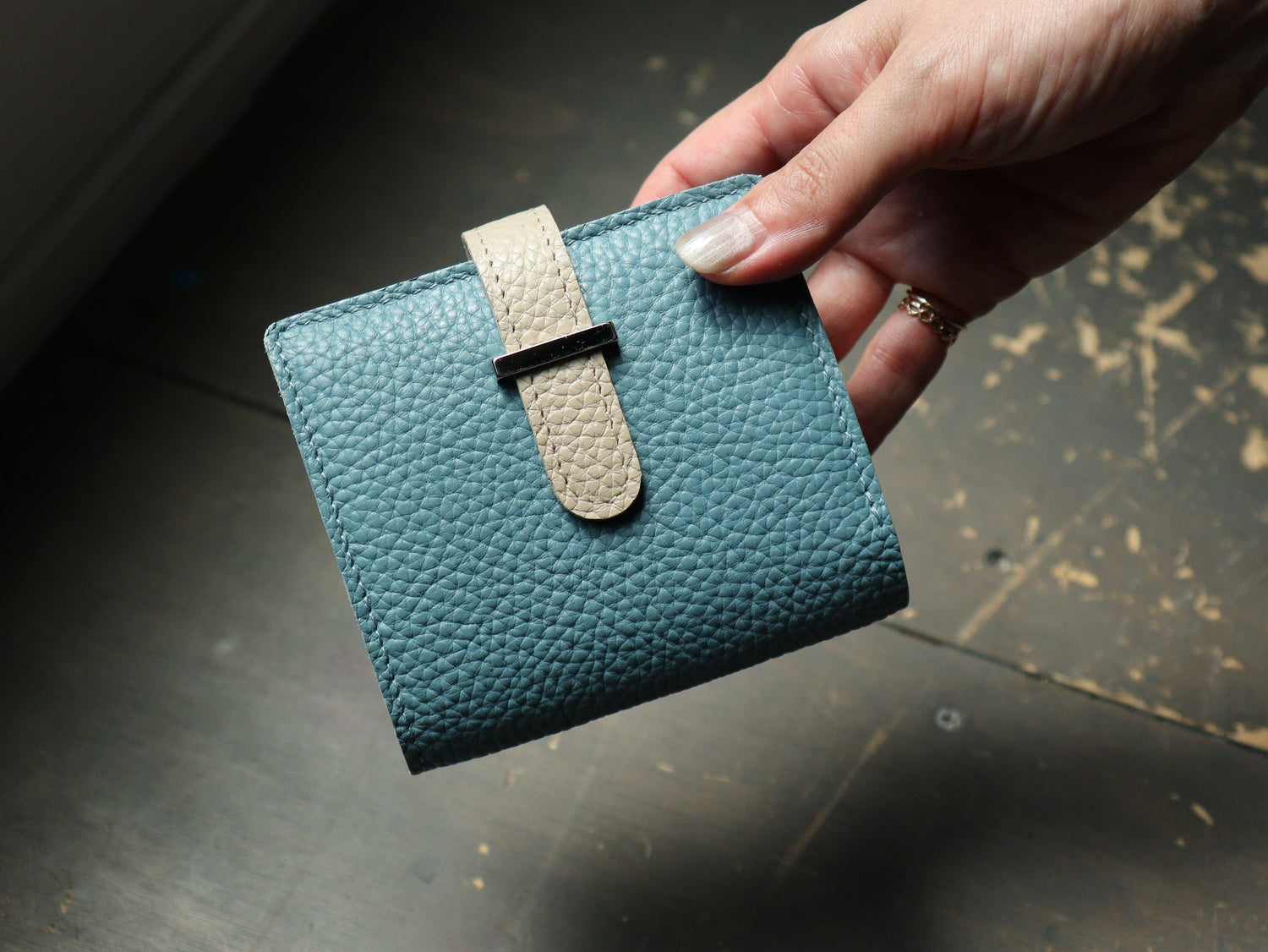 コンパクト財布